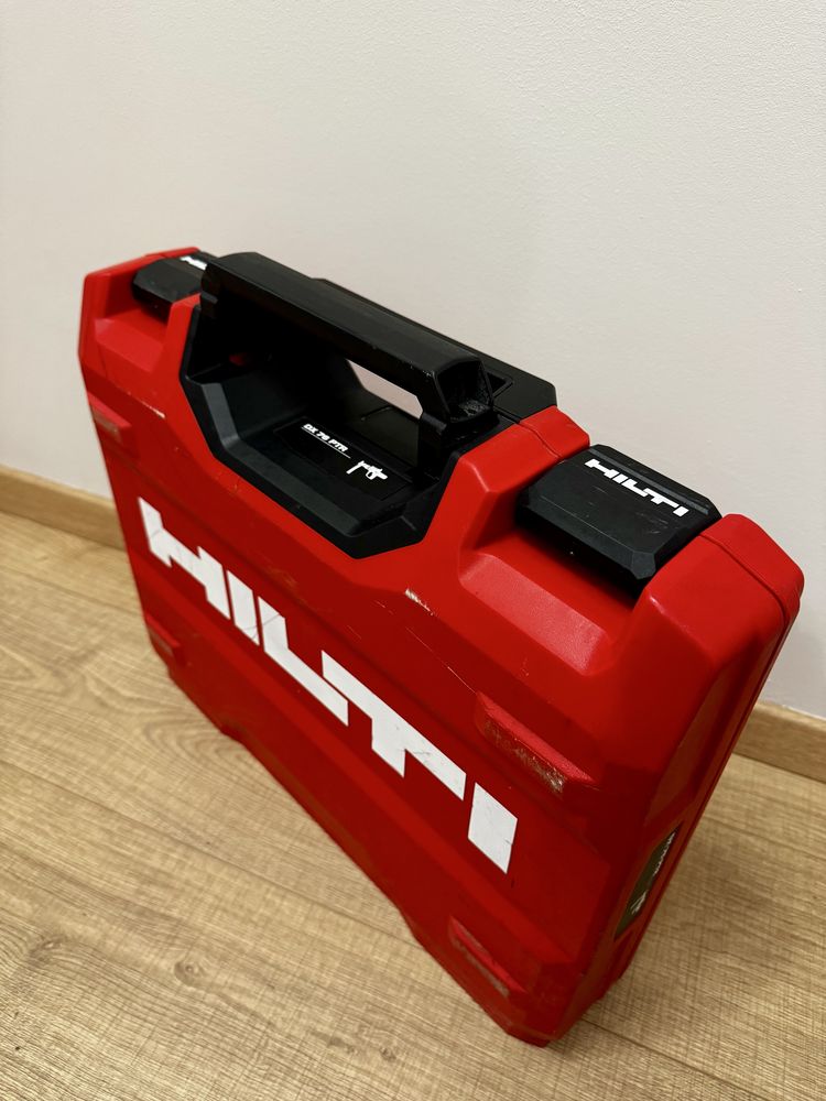 Pistol cu capse HILTI DX76 PTR, fixare acoperisuri tabla!