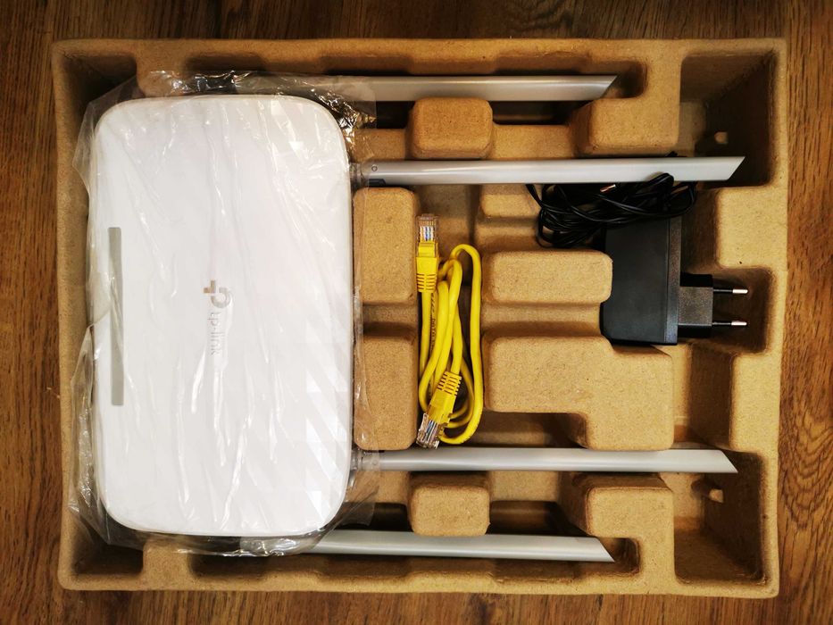 Router tp-link WR1043 si Archer C5