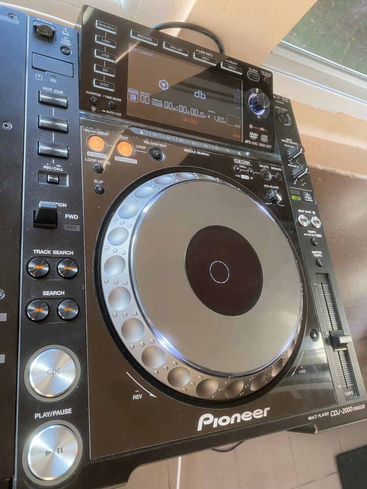 Pioneer cdj 2000 nexus (2 buc),pioneer djm 2000 nexus,monitoare