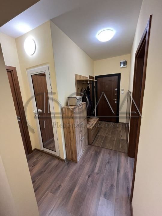 Продава се Тристаен апартамент в София, Света Троица - 85 кв.м за 2800 €/кв.м - Снимка #11