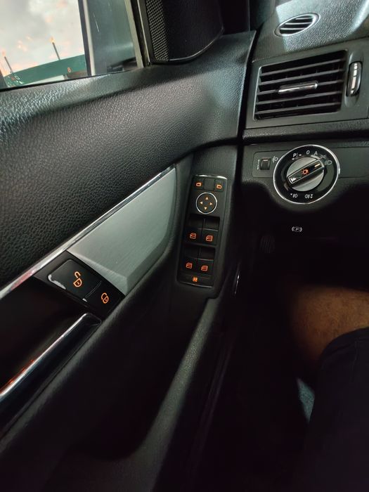 Mercedes C220 170 HP 2009