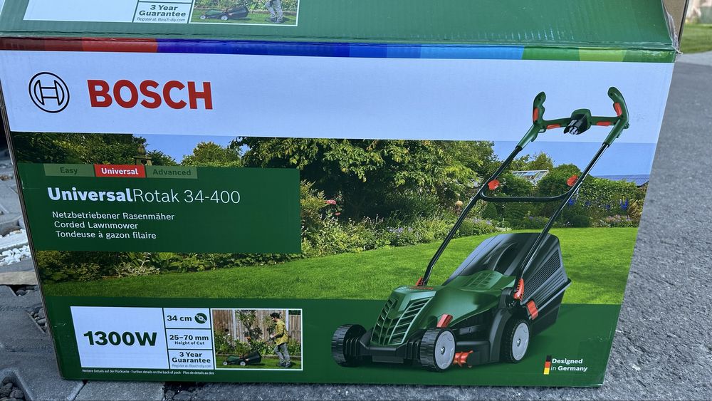 Masina de tuns gazon/iarba Bosch Universal Rotak 34-400 1300w