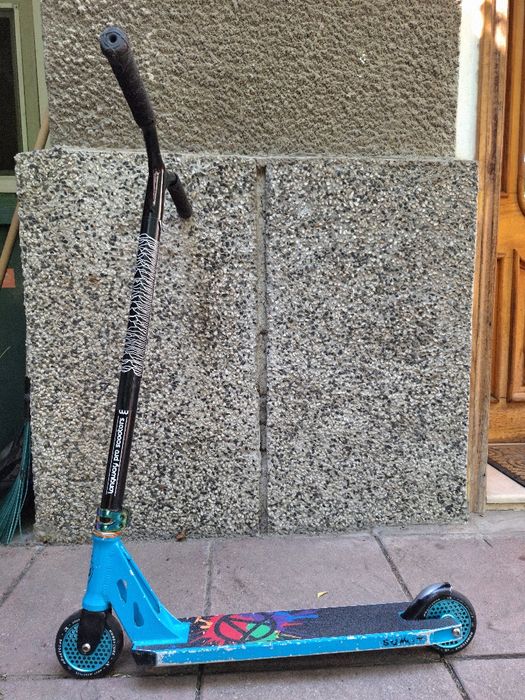 Custom тротинетка за трикове