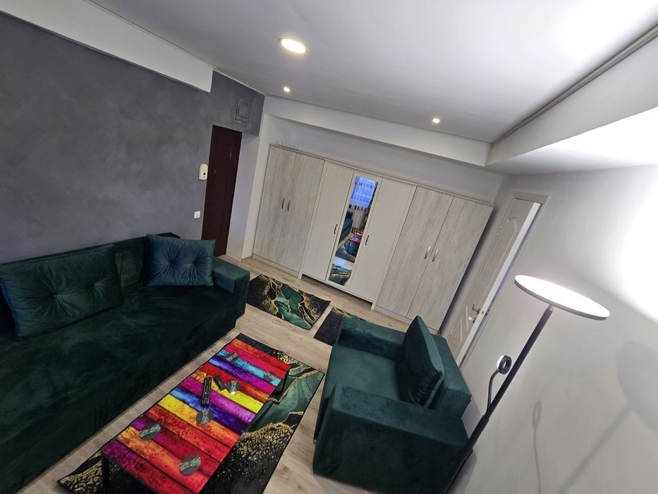 Inchiriez garsoniera / studio la vila zona Tancodrom Trivale  padure