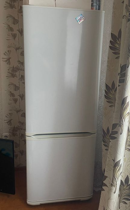 Продам холодильник Бирюса