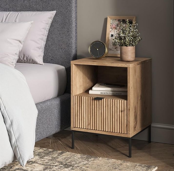 Нощно шкафче с метални крака Vicco