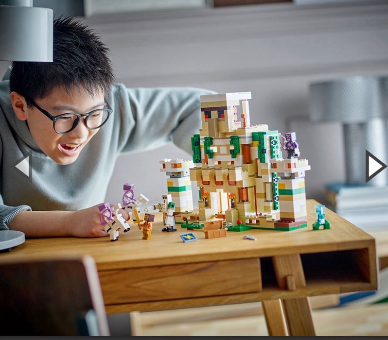 LEGO Minecraft крепост на железния голем