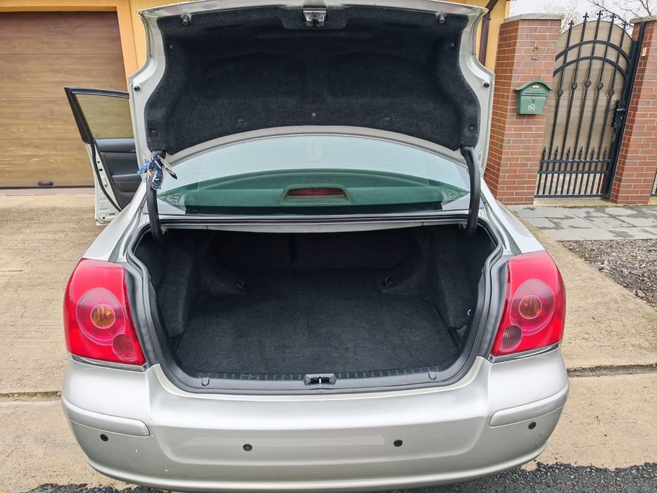 TOYOTA Avensis ,2.0 Diesel 116 cp  ,116 cai