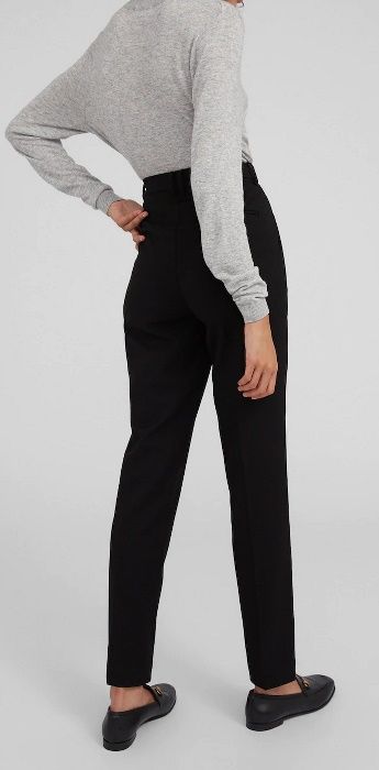 Pantaloni de la Aghata Ruiz de la PRADA , lana naturala extrafina