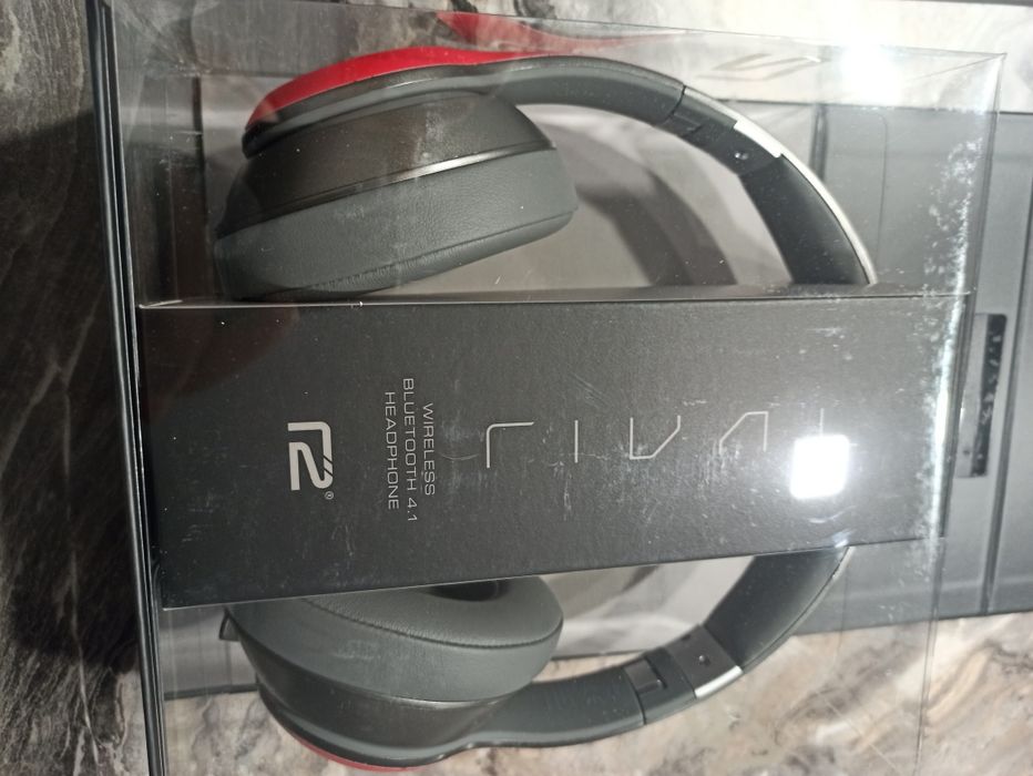НОВИ Безжични слушалки Rival TITAN