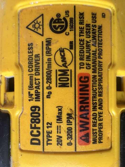 Shrupavyort DEWALT sotiladi
