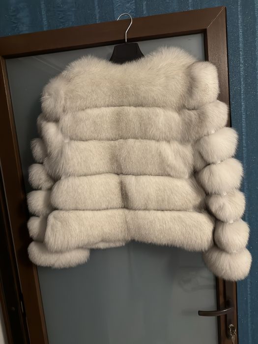 Haina din blana naturala