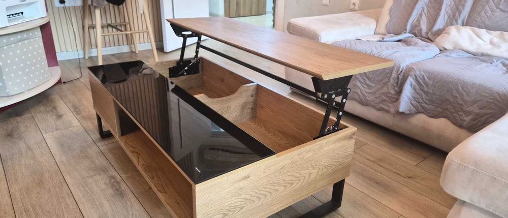 Холна маса с повдигащ механизъм