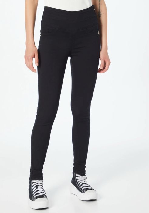 Черни дънки Patrizia Pepe