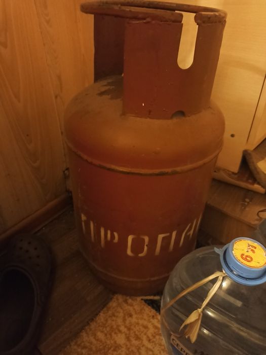 Газовый баллон с газом