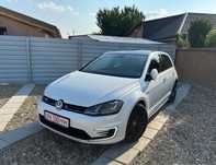 Volkswagen Golf VII GTE 2015