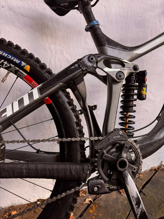 Giant Glory Advanced 1 – 27.5” (2019)