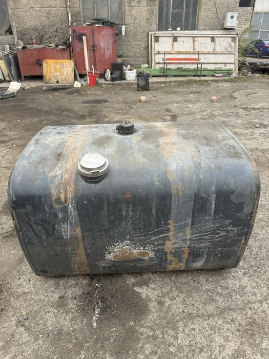 Бак от mercedes