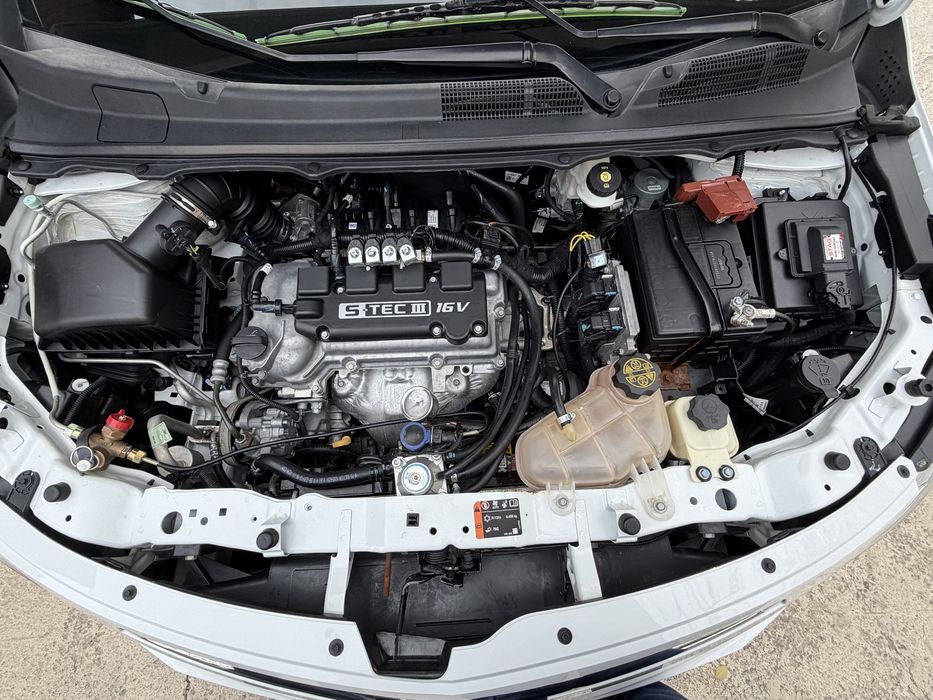 Chevrolet Cobalt 4-P Metan Gaz Pakalena