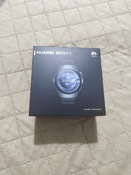 Huawei watch 5 46 mm Nou Negru are esim wifi lte