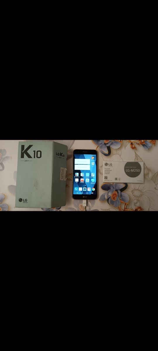 Сотовый телефон LG K-10