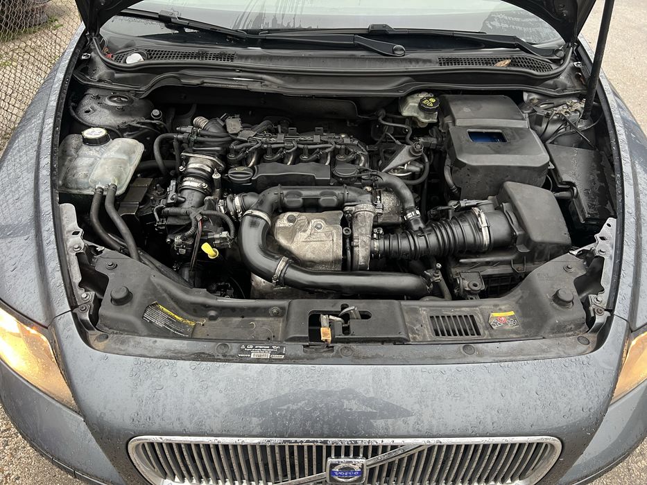Volvo v50 1.6 hdi  110 кс / Волво в50