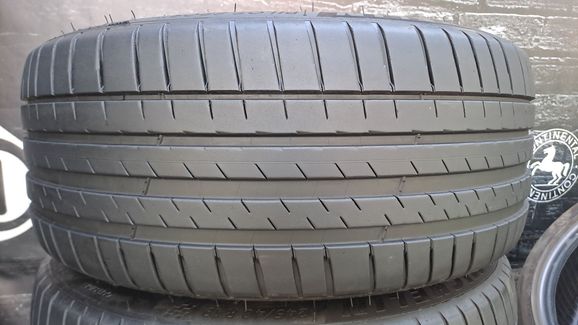 2бр. 2024г. 245/40/19 Michelin Pilot Sport 4ZP