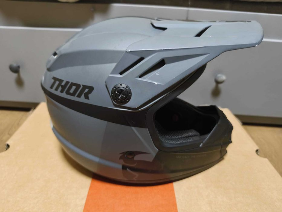 Vand casca de motocross