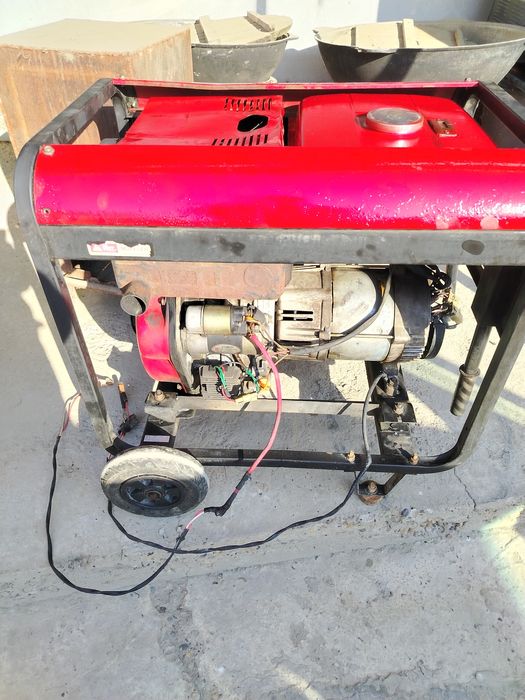 Dvijok 380v 220v qisayam buladi.