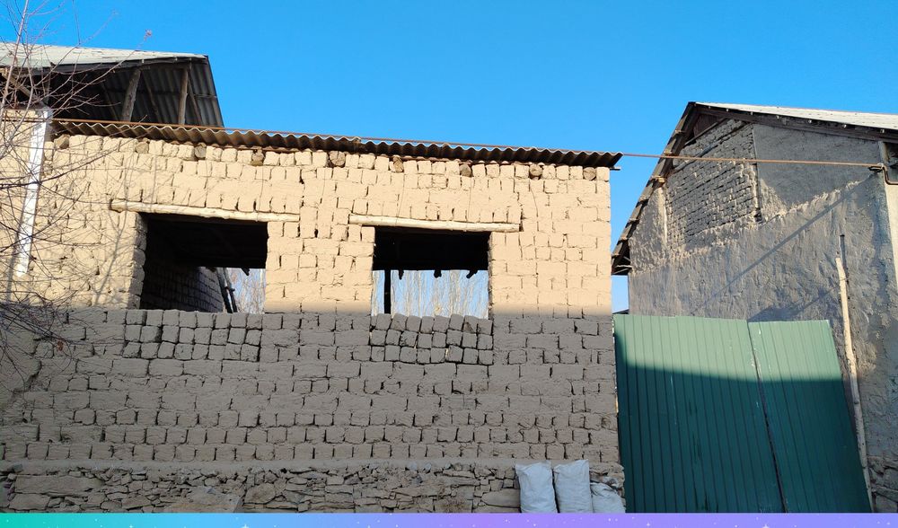 Yer uchastka SOTILADI