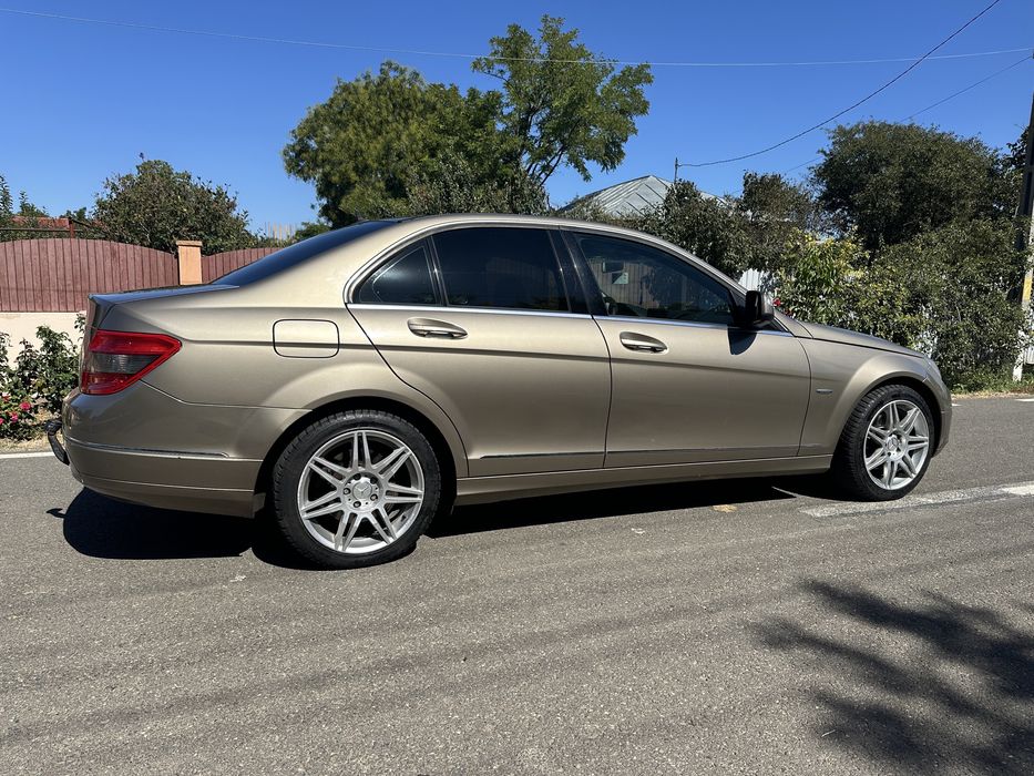 Mercedes C220 an fabricatie 2008