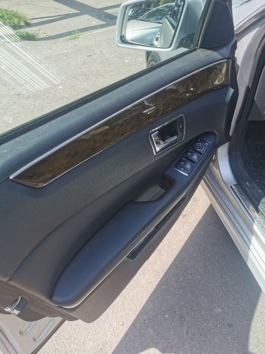 Mercedes E class 2011