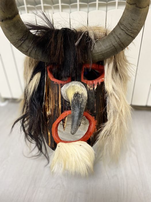 Кукерска /сурвакарска маска