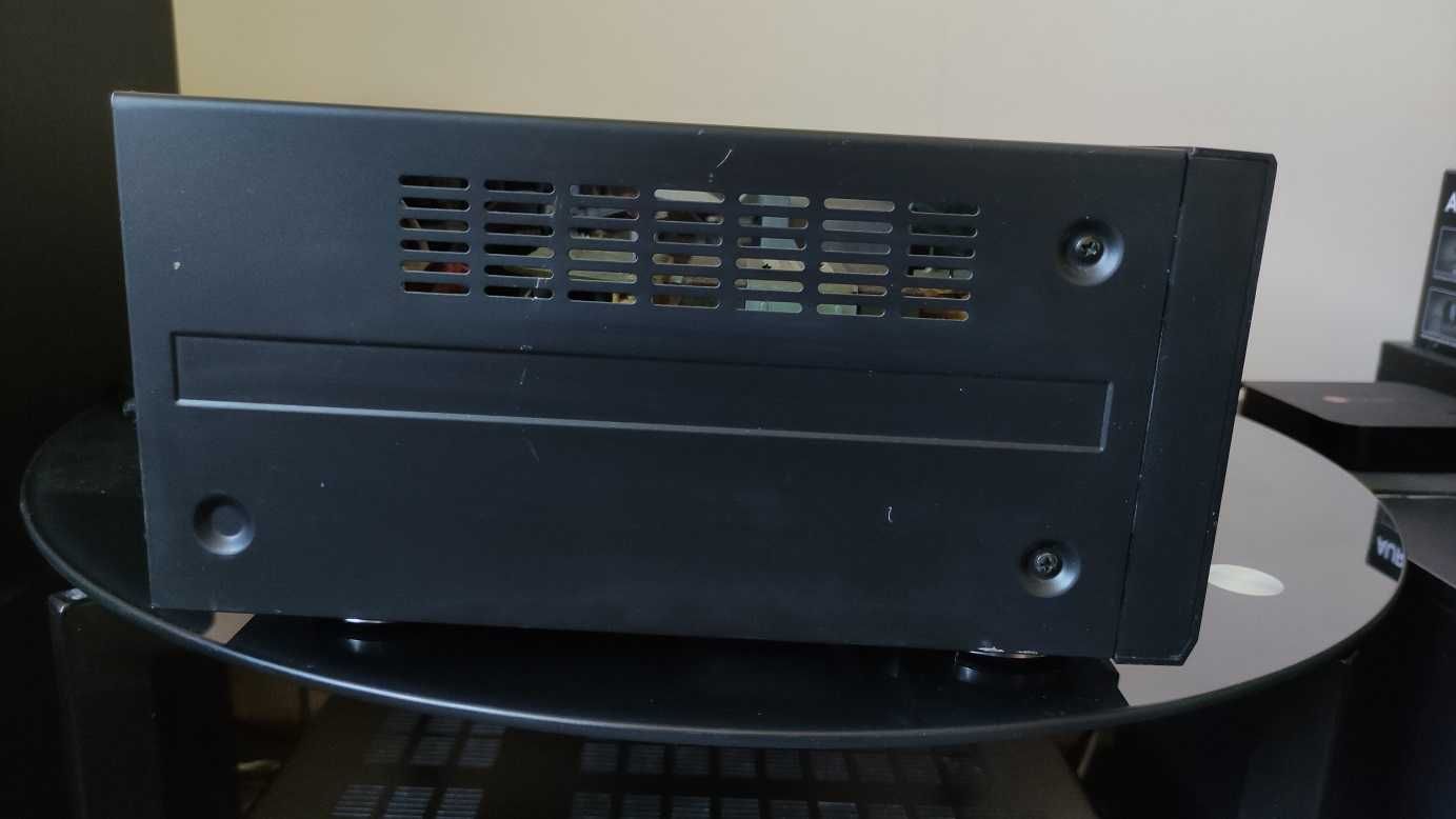 6.1 Receiver Kenwood KRF-V6070D, 6 x 100W