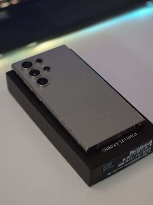 Samsung s24 Ultra, 12GB / 512 GB ca Nou