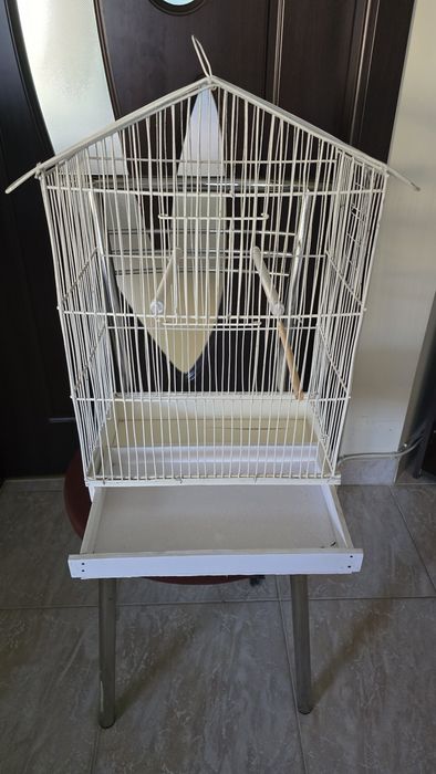 Colivie pentru Peruși