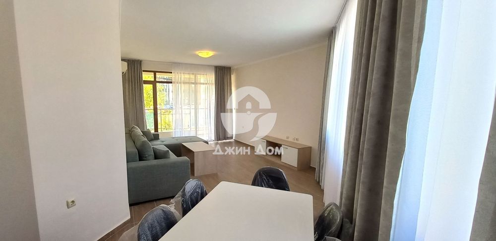 Продава се Тристаен апартамент в Свети Влас - 123 кв.м за 1306 €/кв.м - Снимка #1