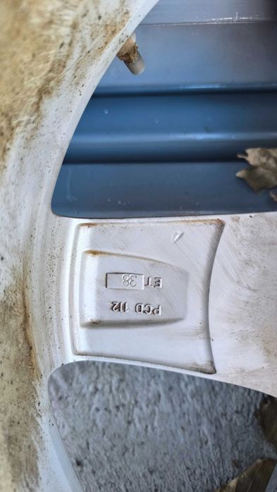 Джанти с гуми 5х113 18ц