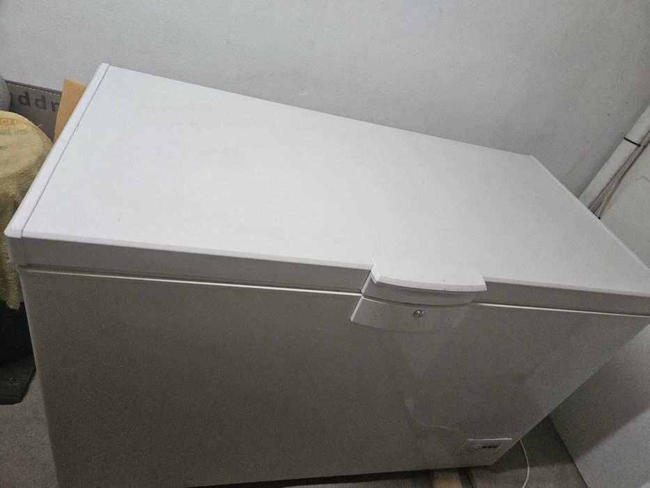 Lada frigorifica beko 284 litri