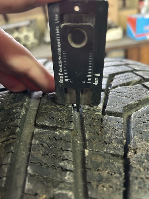 Hankook winter iCept evo 2 235/45/19 6мм грайфер зимни гуми