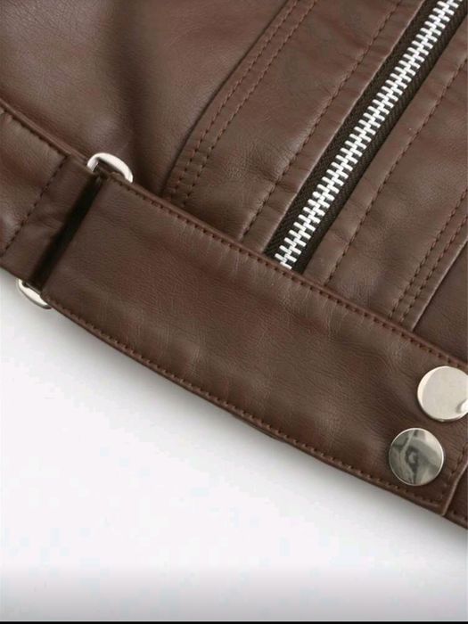 Кожено яке М размер