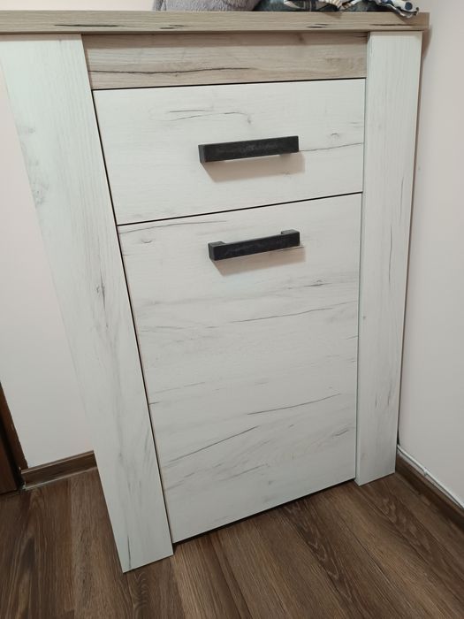 Dormitor copil cu pat și dulap