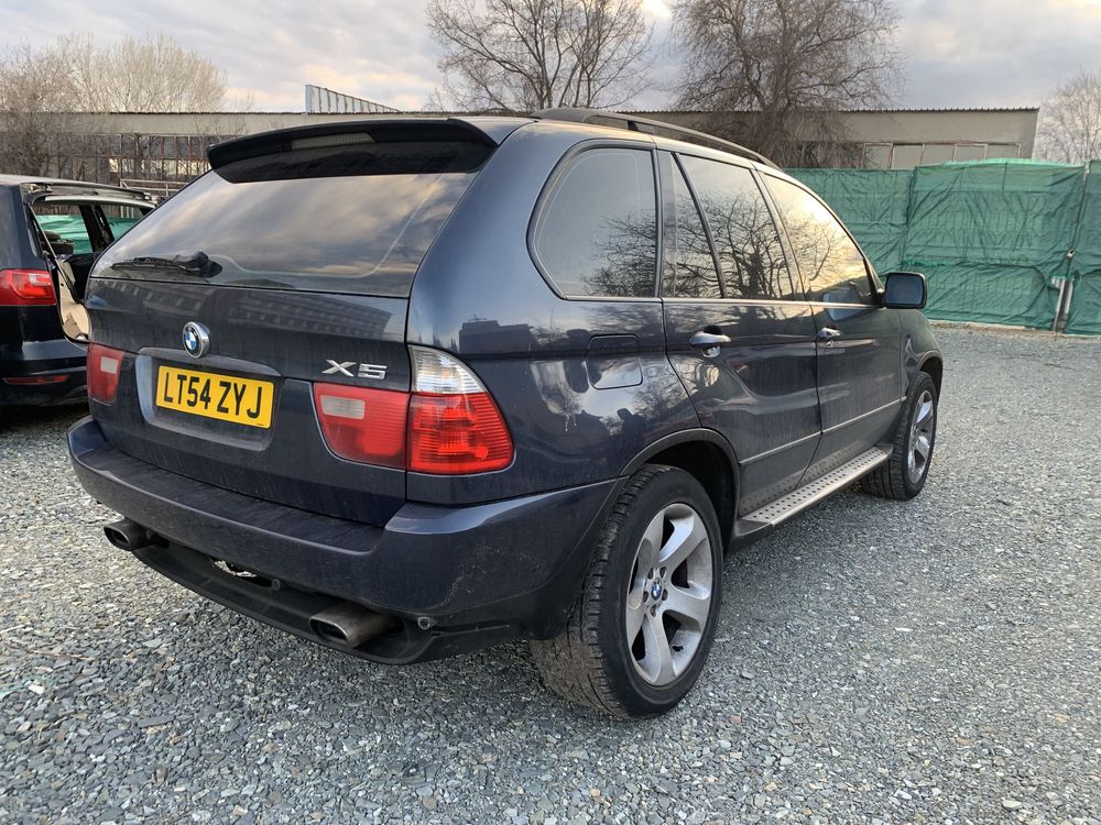 Продаваме на части бмв х5 3.0и bmw x5 3.0i.