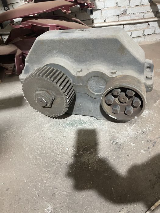 Продаю редуктор в отличном состоянии