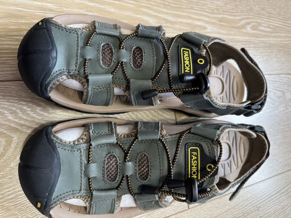 Pantofi de lucru fara sireturi