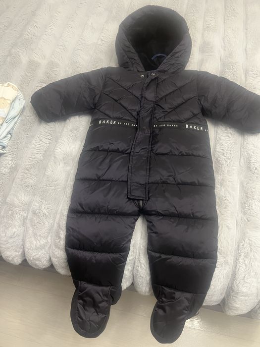 Космонавт за бебе Ted Baker