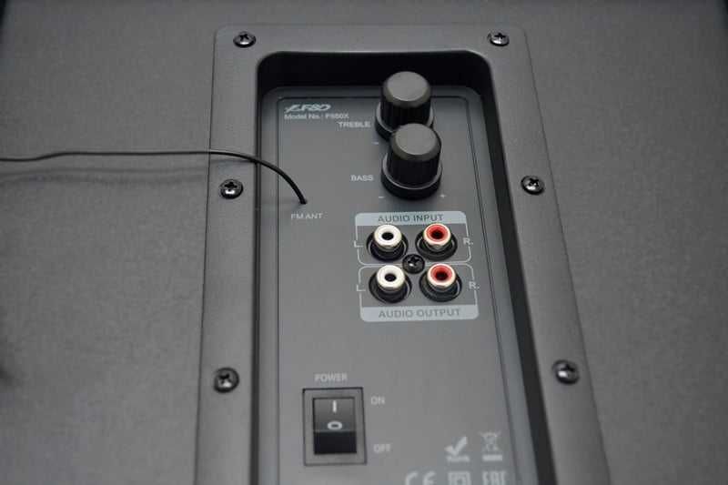 продам новый F&D F550X/USB/Bluetooth/SD/56 ватт/пульт ДУ/С ДОСТАВКОЙ