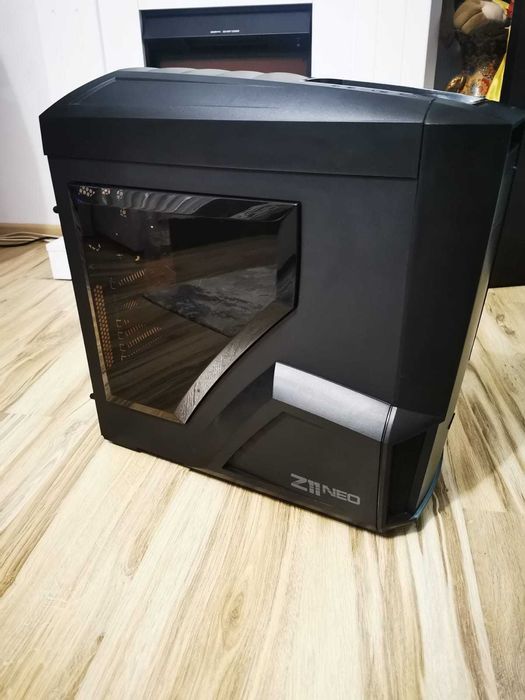 PC GAMING i7-7700K/ GTX 1070 8 GB/ 32GB RAMI