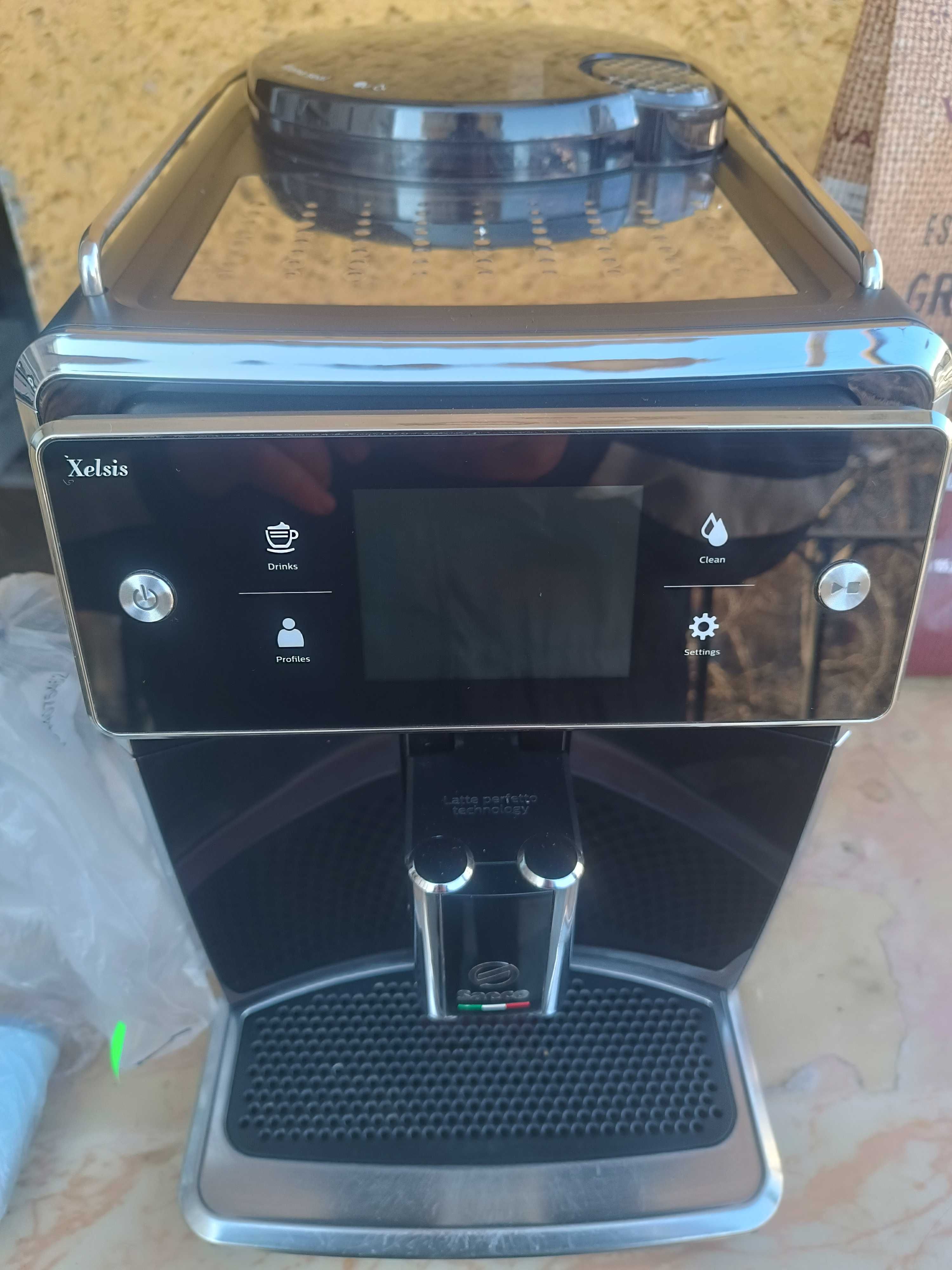 Saeco Xelsis SM7680