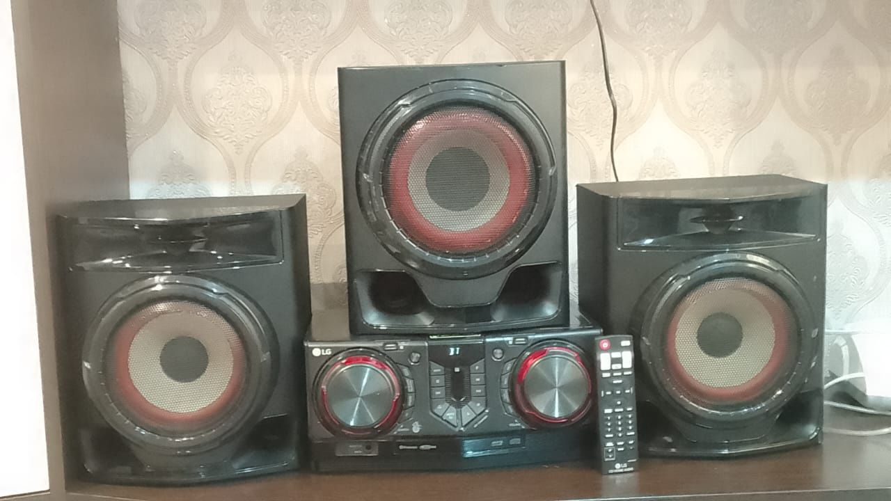 Продам музыкальный центр